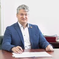 Андрей Панов